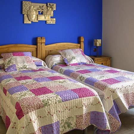 Apartamentos Rurales El Calama Zarza De Granadilla Pokoj fotografie