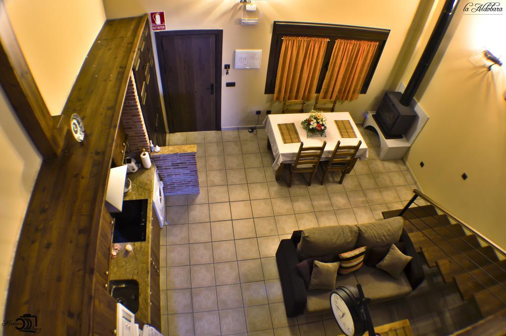 Apartamentos Rurales El Calama Zarza De Granadilla Exteriér fotografie
