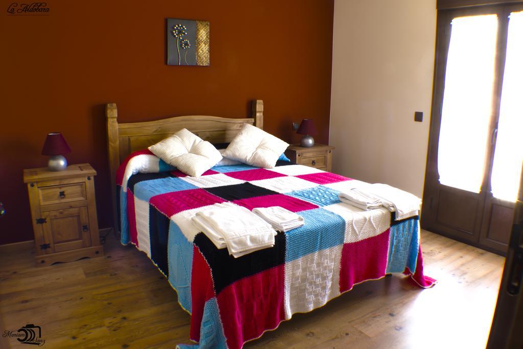 Apartamentos Rurales El Calama Zarza De Granadilla Exteriér fotografie